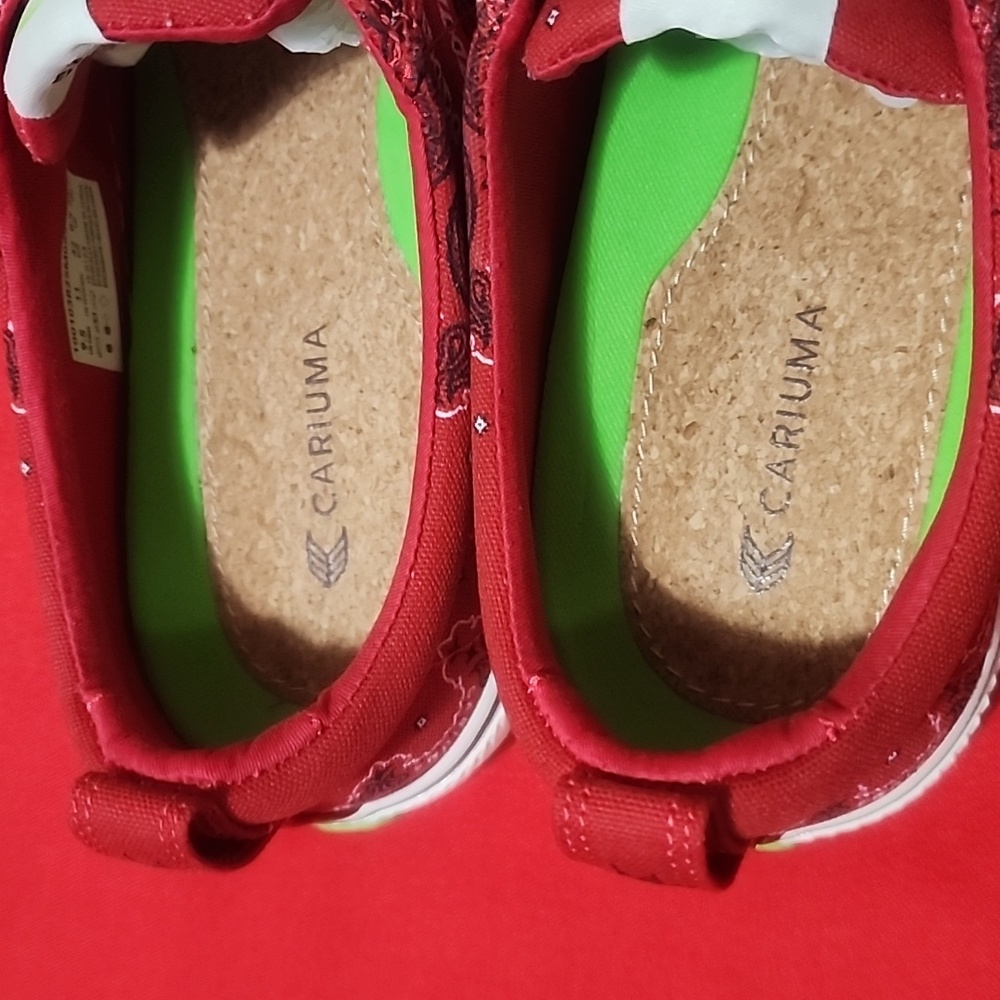 Cariuma Oca Low Red Bandana Canvas Sneaker Unisex - Picture 11 of 11